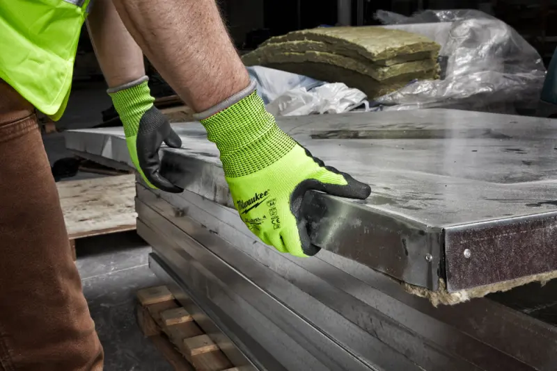 158603-pracovni-reflexni-rukavice-milwaukee-hi-vis-2