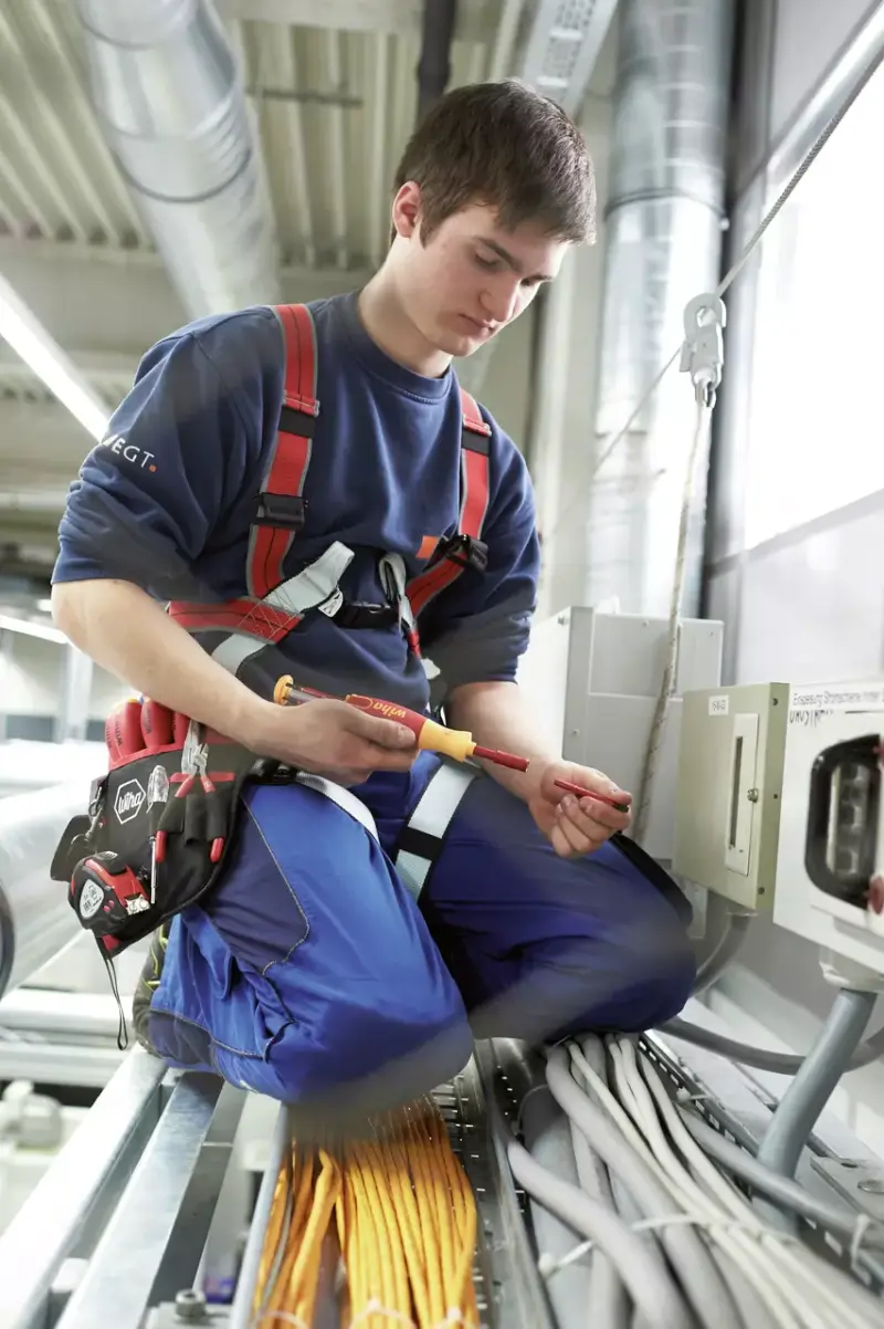 Wiha 41235 Šroubovák se zásobníkem nástavců LiftUp electric VDE (WIHA41235)