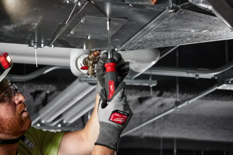 161769-mi4932480582-6-racnovy-sroubovak-s-ulozistem-bitu-milwaukee-multi-bit-14v1-sada-14-dilu