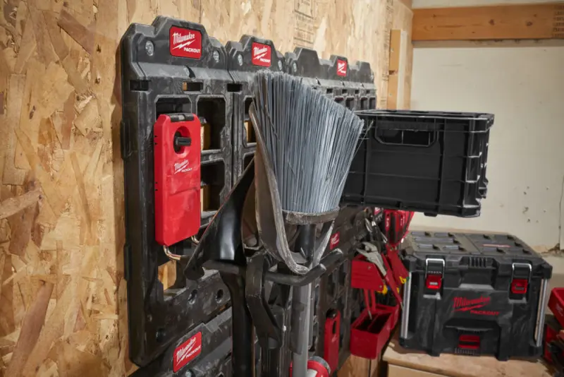 162090-4932480700-app-1