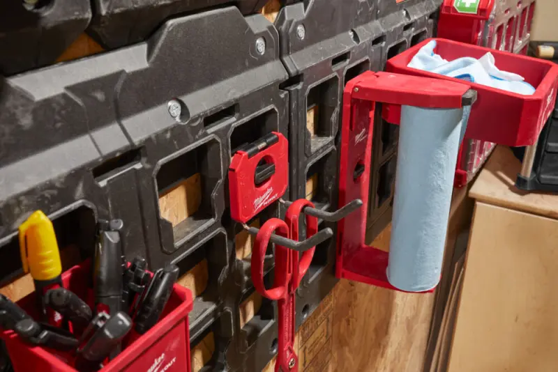 162101-4932480704-app-1