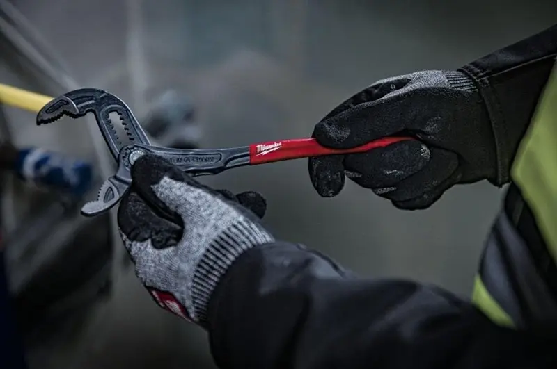 164932-mi4932492459-1