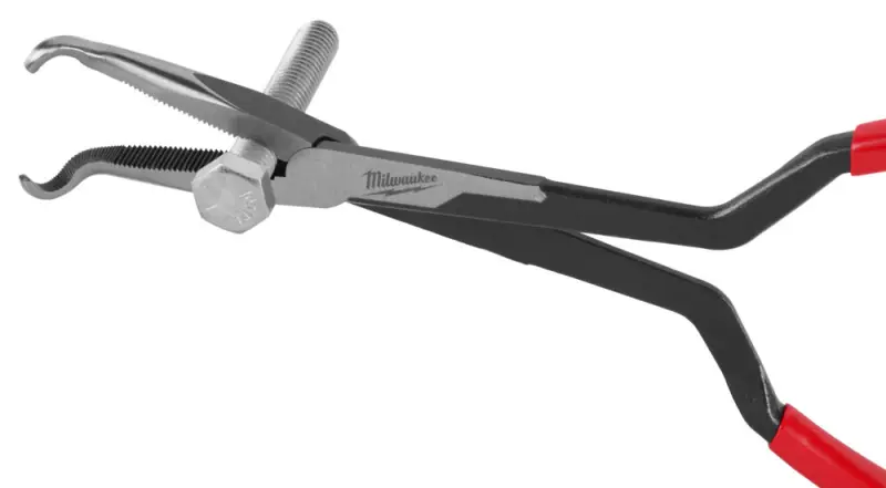 165147-4932492501-feat-7