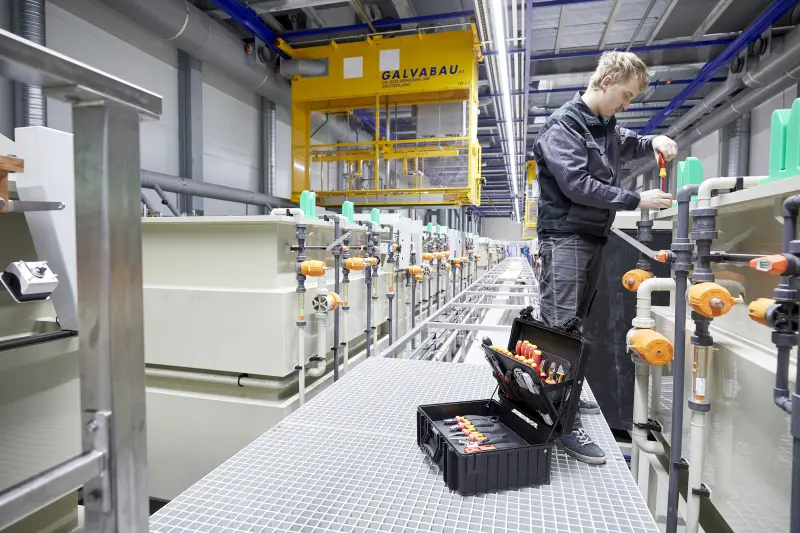 167058-wiha-40523-07