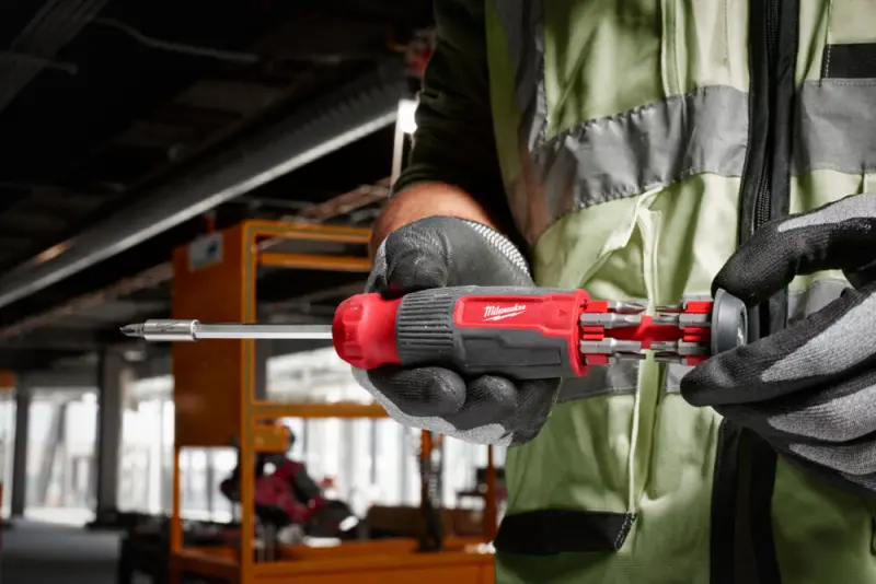 Šroubovák s úložištěm bitů Milwaukee, Multi-bit 14v1 - Sada 14 dílů (MI4932492806)