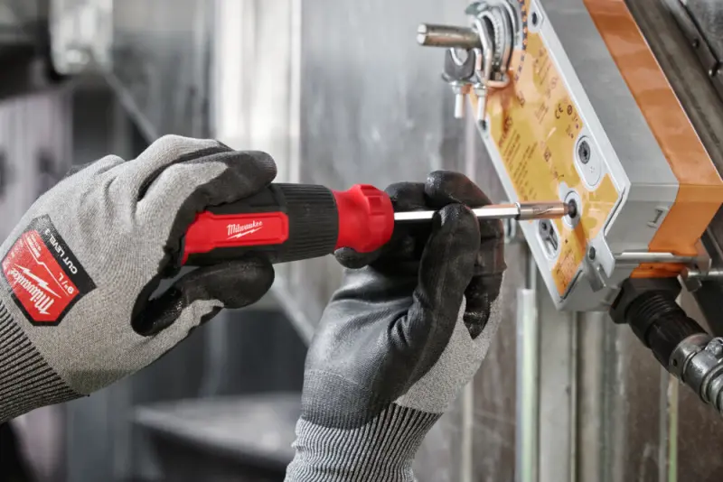 Šroubovák s úložištěm bitů Milwaukee, Multi-bit 14v1 TORX a PH - Sada 14 dílů (MI4932492810)