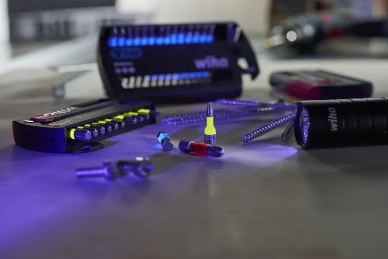 168315-wiha-41588-7012y-y-bit-04