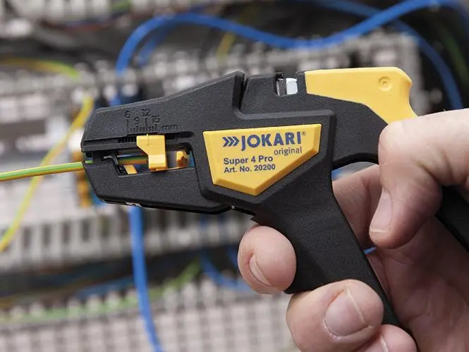 168437-4011391202009-04