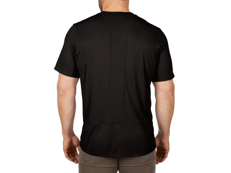 168581-4932493063-02