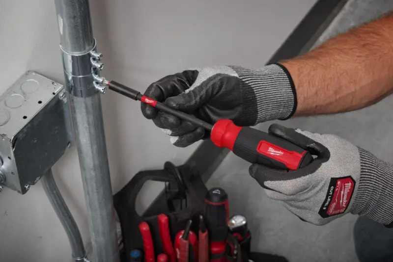 172690-mi4932498174-6-sroubovak-s-ulozistem-bitu-milwaukee-shockwave-multi-bit-14v1-hex-ph-pz-sl-a-t