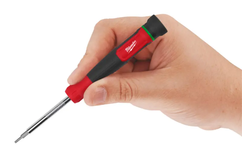 172697-mi4932498175-8-presny-mikrosroubovak-milwaukee-s-vymennymi-bity-torx-multi-bit-4v1