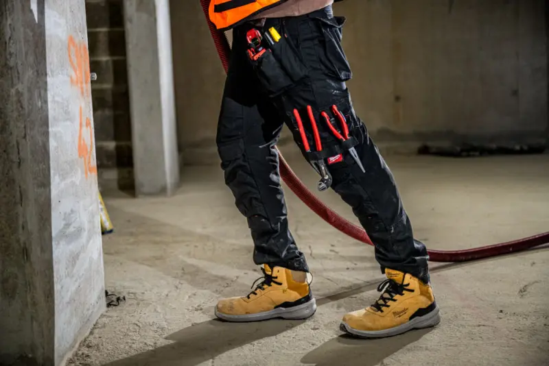 Pracovní kalhoty Milwaukee FREEFLEX WP BL 62, černé, Vel. 62/XXXL, 4932498199