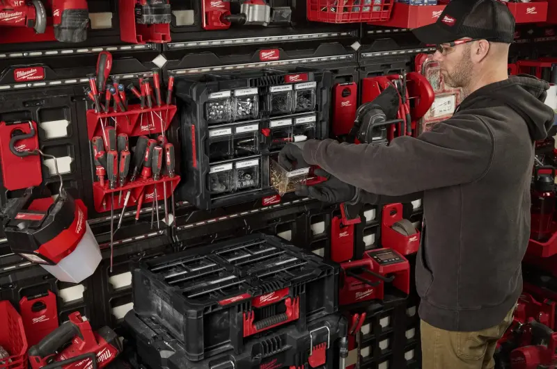 173047-mi4932498323-02