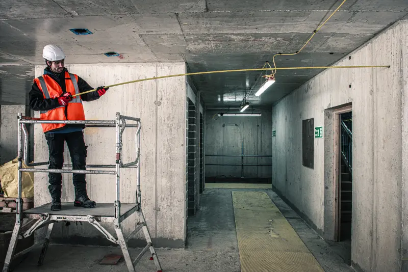 Široký svinovací metr Milwaukee WIDE BLADE (GEN2) 8M/26FT-35, délka 8 metrů, 4932499206