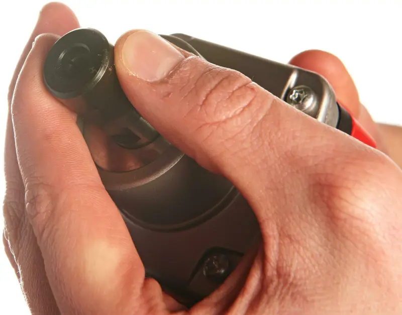 Přímá bruska Milwaukee DG 30 E (MI4933385100)