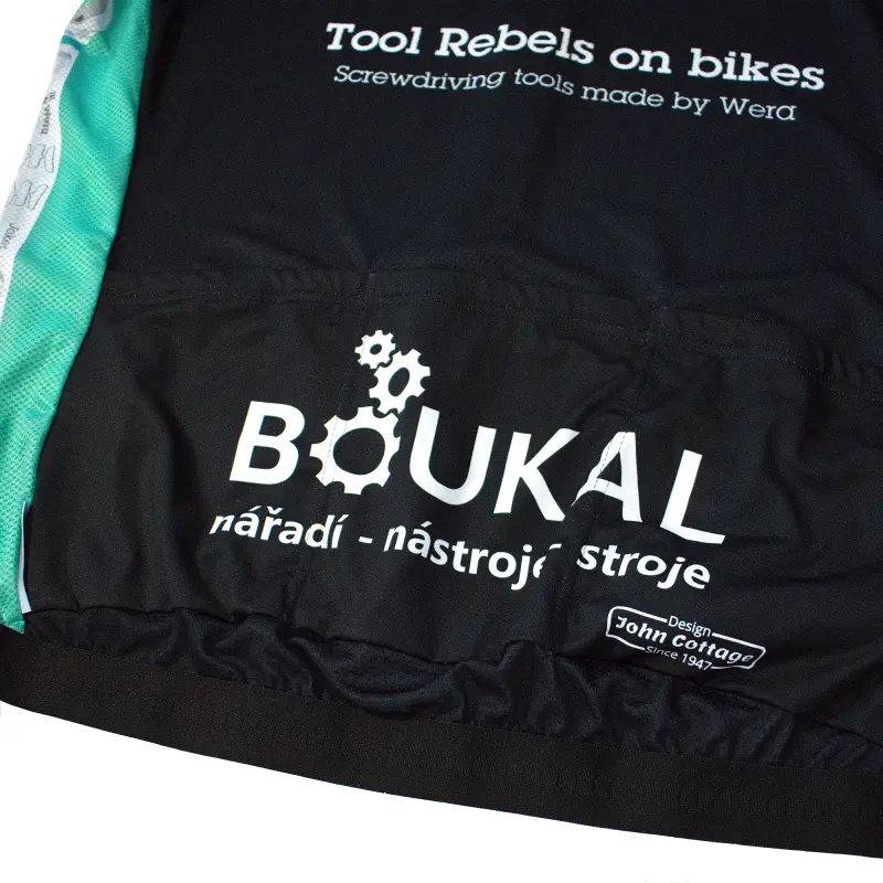 175912-tricko-cely-zip-03-4