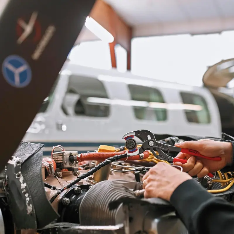 Instalatérské kleště Knipex 81 11 250 SB - na sifonová šroubení a plasty, výměnné čelisti (K 81 11 250 SB)