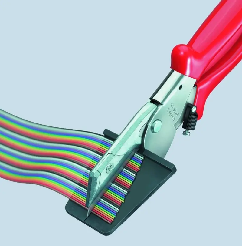 Štípací kleště pro plochý páskový kabel (K 94 15 215 EAN)