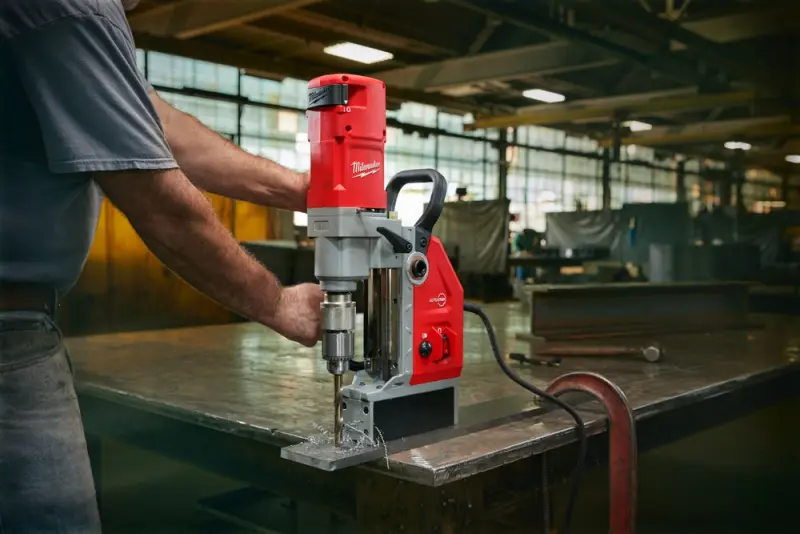 Magnetická vrtačka s elektromagnetem Milwaukee MDE 41 (MI4933451015)