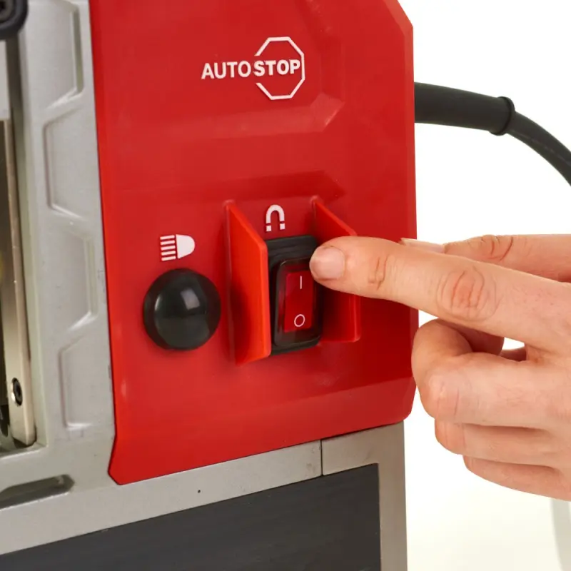 Magnetická vrtačka s elektromagnetem Milwaukee MDE 41 (MI4933451015)