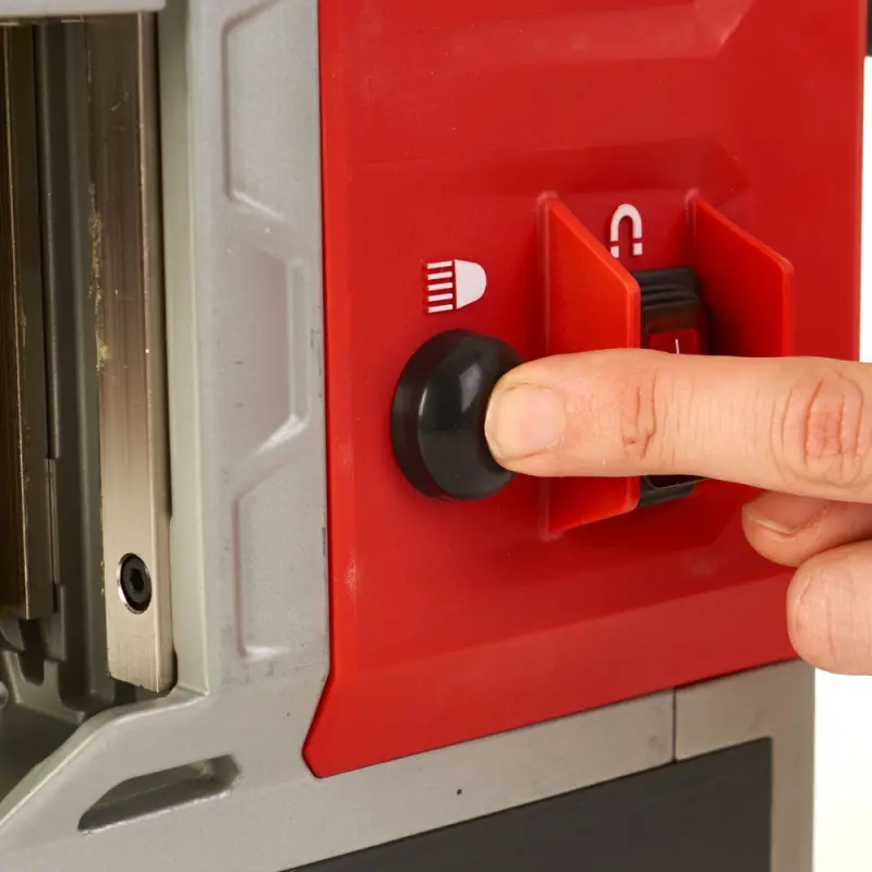 Magnetická vrtačka s elektromagnetem Milwaukee MDE 41 (MI4933451015)