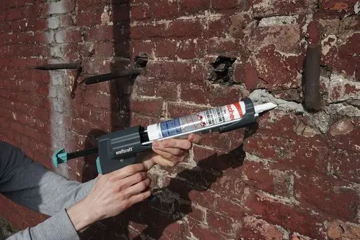 181846-4356000-pro-12