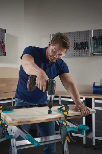 181959-4392000-pro-02