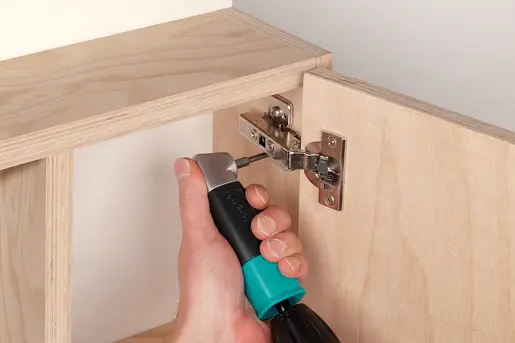 182032-4688000-pro-aw-pho-lsc-030