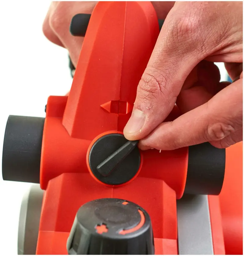 Aku hoblík Milwaukee M18 BP-402C, šířka 82 mm, odběr až 2 mm, bez Aku, 4933451113 (MI4933451113)