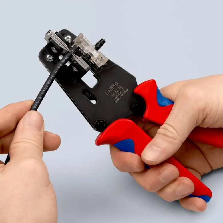 182484-knip-9743200-12