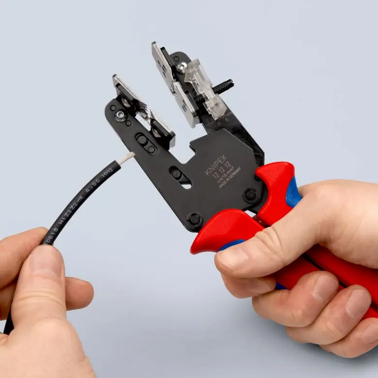 182484-knip-9743200-13