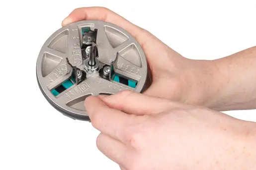 183036-5977000-pro-08