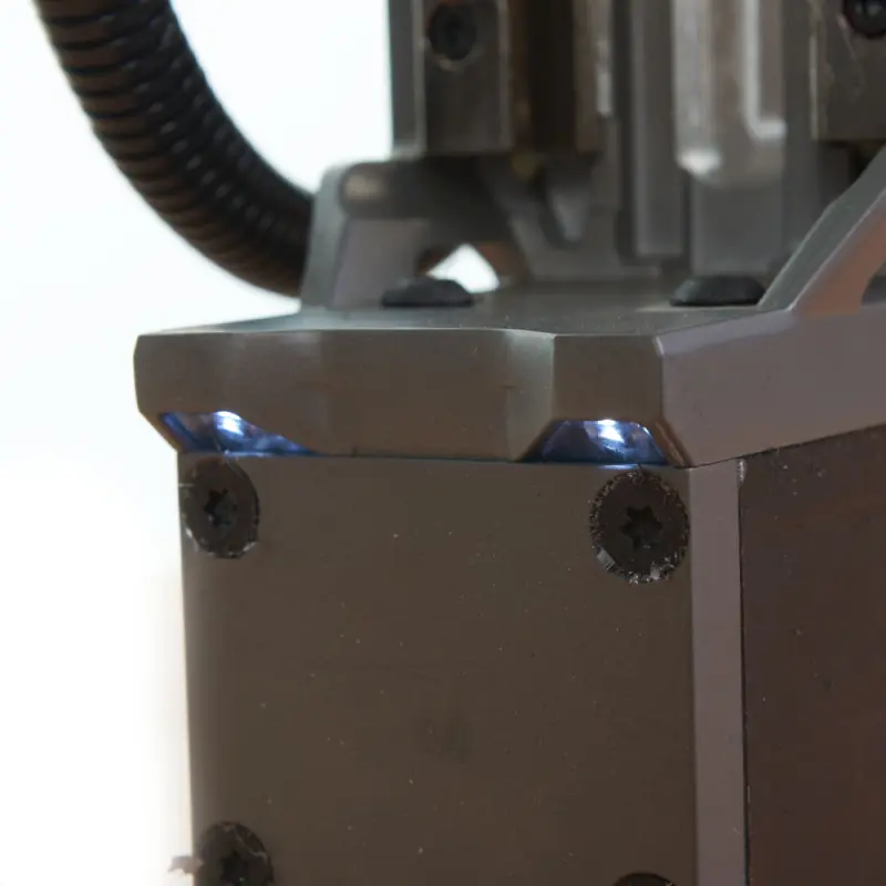 183761-4933451636-m18-fmdp-feat-15