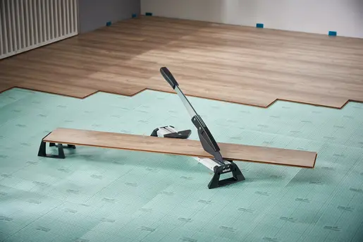 184764-6939000-pro-03