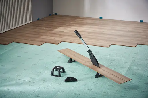 184764-6939000-pro-04