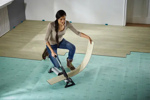 184764-6939000-pro-05