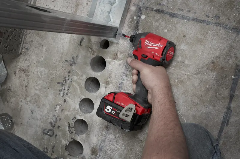 184871-m18-oneid2-502x-app-4-01