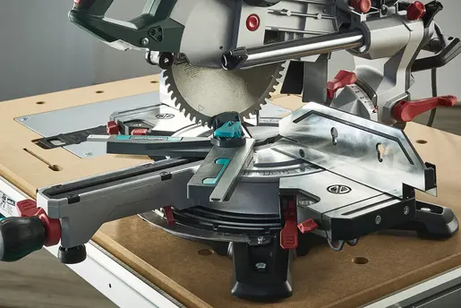 184879-6957000-pro-11