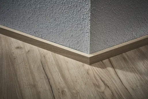 184879-6957000-pro-16