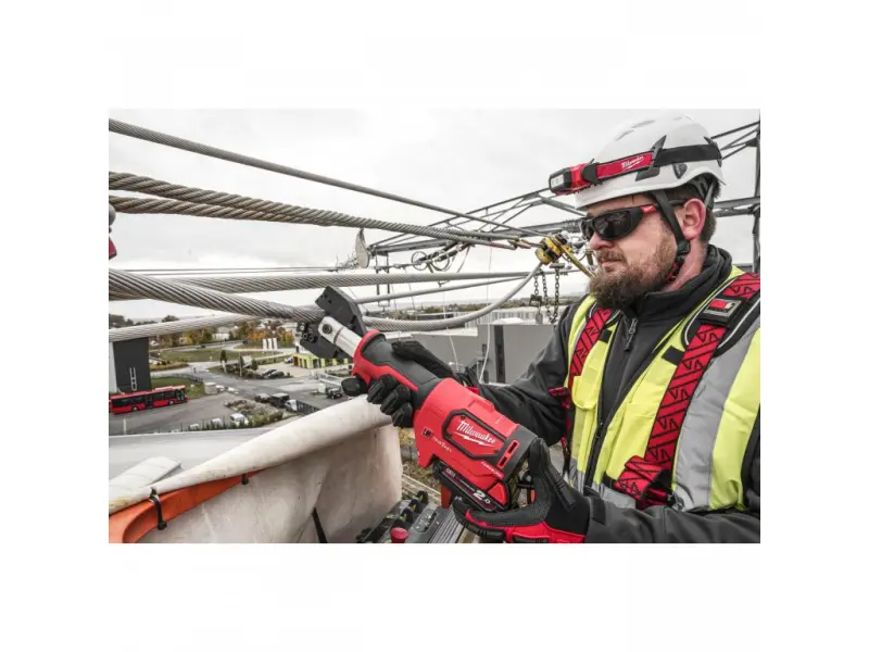 185132-4933464301-03