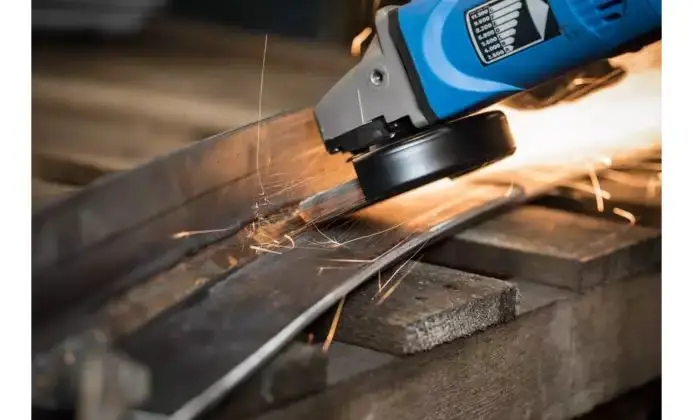 185474-4007220844946-pfr-150-l-z-40-sgp-curve-steelox-rgb-04