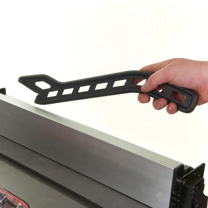 185729-4933464722-m18-fts210-0-feat-12