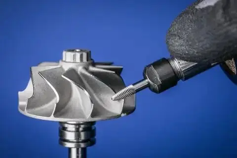 185749-pferd-896181-1502-micro-03