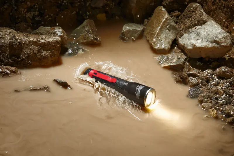 185909-4933464825-ml-led-app-1