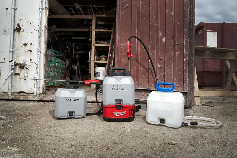 Nádrž 15 l na vodu Milwaukee M18 BPFP-WST, pro Aku postřikovač SWITCH TANK, 4933464965 (MI4933464965)