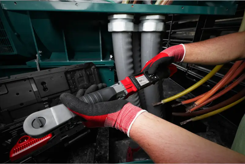 Aku 1/2" digitální ráčnový utahovák M12 ONEFTR12-201C, ONEKEY, 203,4 Nm, momentová ráčna, 1x aku M12 B2 + M12 C12 C, 4933464970 (MI4933464970)