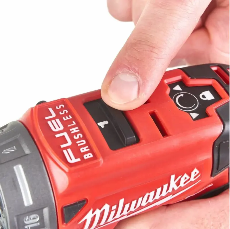 Aku vrtací šroubovák s vyměnitelnými nástavci Milwaukee M12 FDDX-0 (bez aku) (MI4933464978)