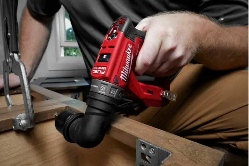 Aku vrtací šroubovák s vyměnitelnými nástavci Milwaukee M12 FDDX-0 (bez aku) (MI4933464978)