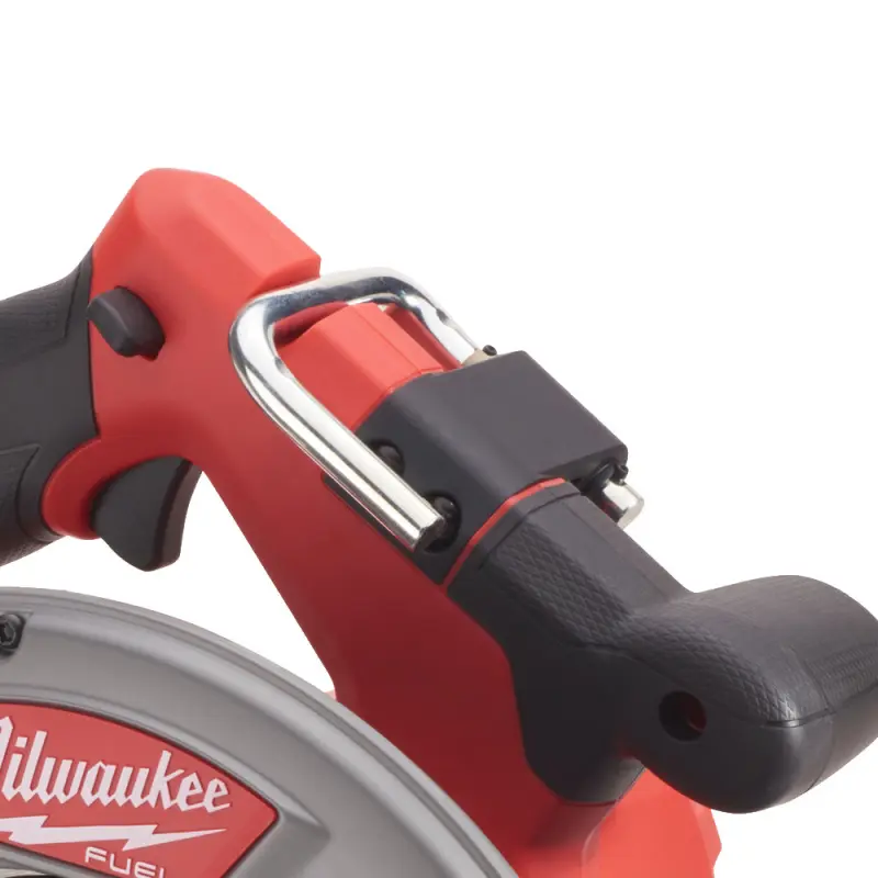 Aku kotoučová pila Milwaukee M18 FCSG66-121C (12 Ah) (MI4933471195)
