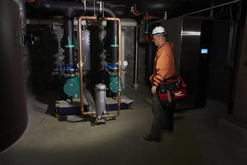 186494-4933471286-hl2-led-app-2